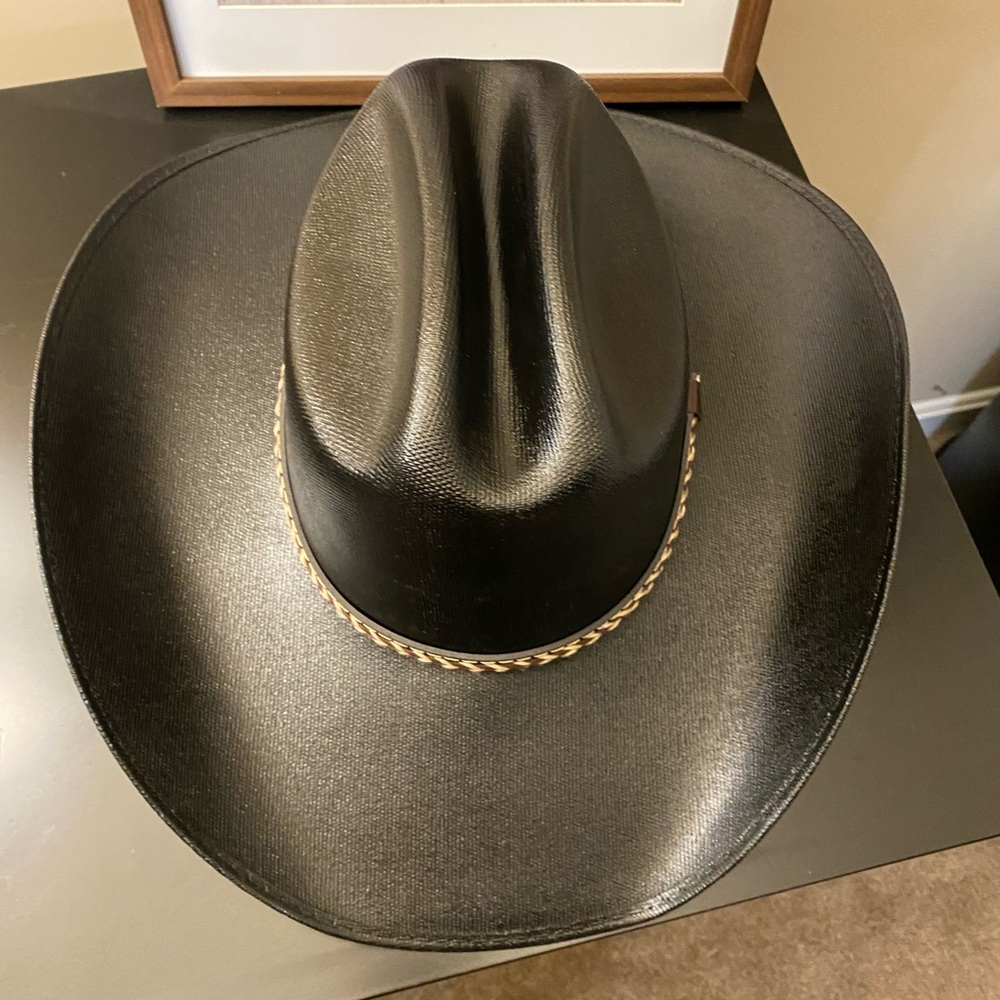 Black cowgirl/cowboy Hat